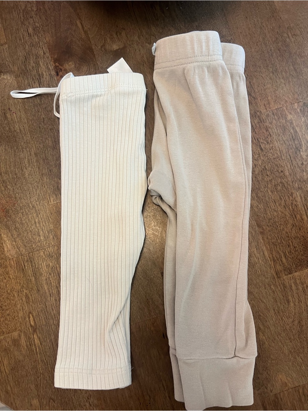 Mebie Baby| h&m organic | neutral pants 4-6m and 18M